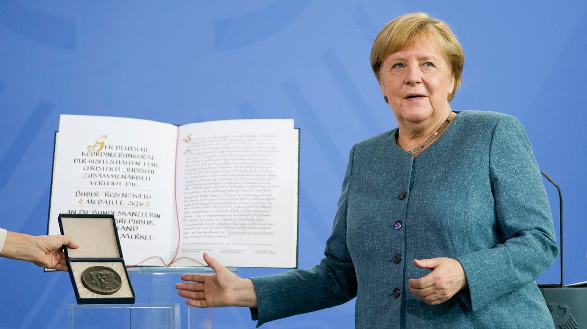 Co bude dělat Merkelová po volbách? Její předchůdci skončili v byznysu